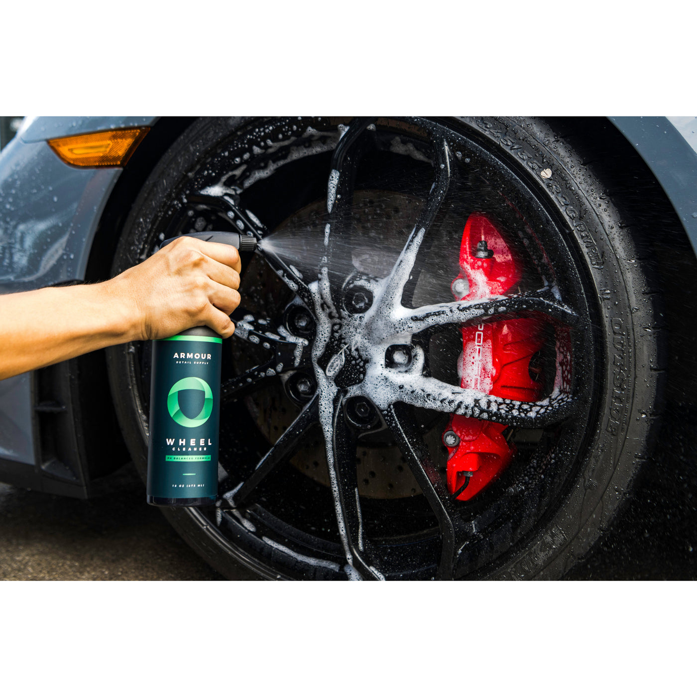 Limpia Llantas 750ml Clean Rm — The boutique for your car